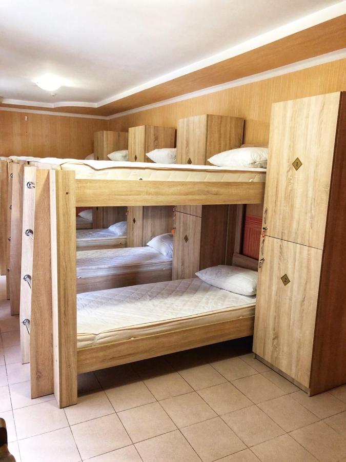 Kontinent Hotel *